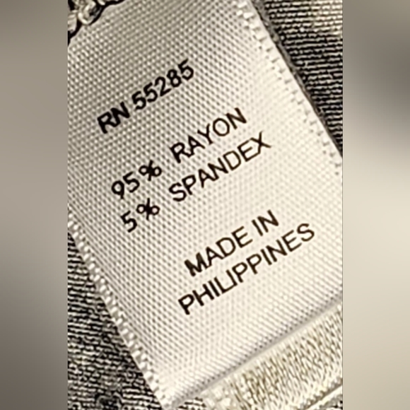 《EXPRESS》Floral Mini Dress 🥻👗《Large》 Sequin Neckline & Trim 🛒 - Picture 13 of 14